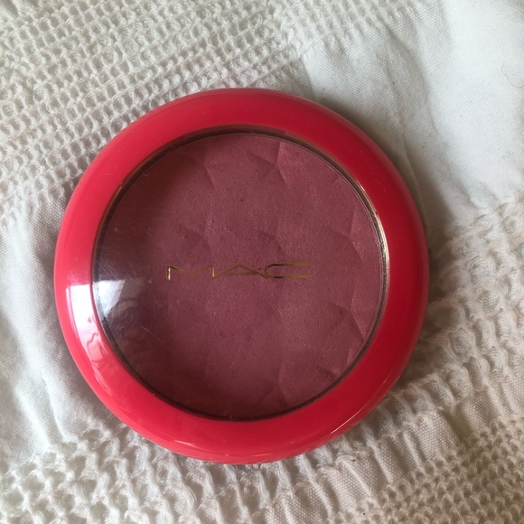 MAC Cosmetics Limited Edition Blush - Picture 2 of 4